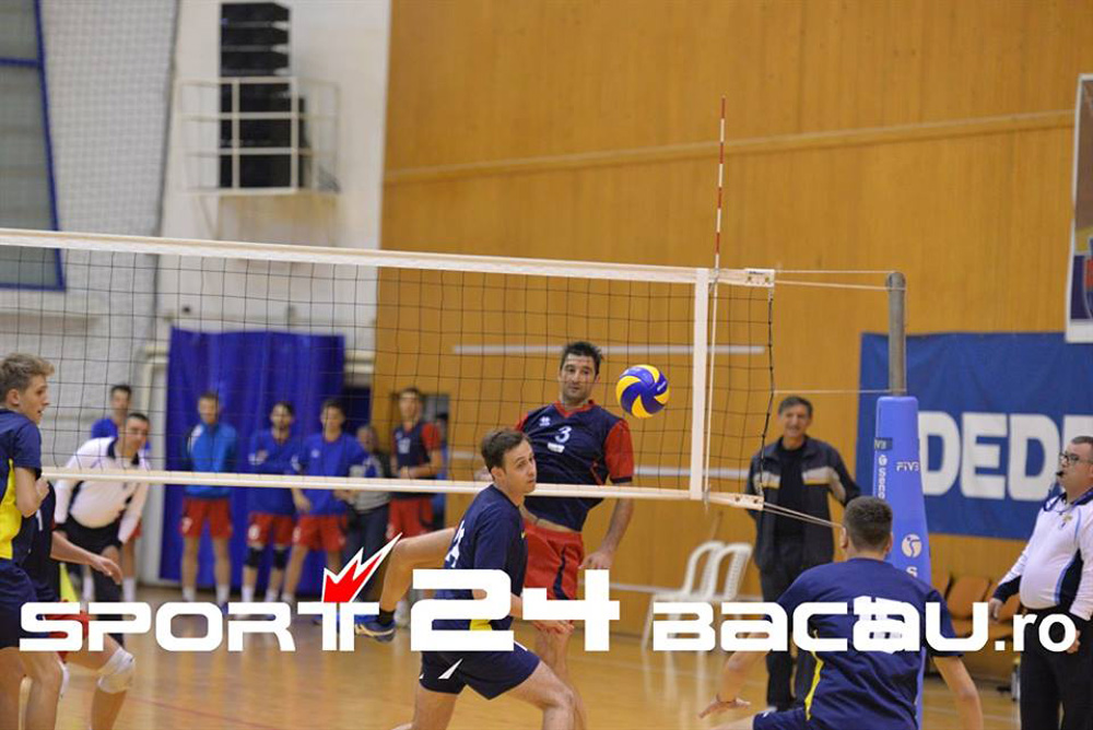 volei m